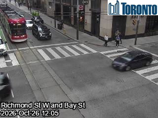 Live traffic camera: Bay St at Richmond St W