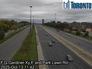 Webcam of Gardiner Expressway at Grand Avenue