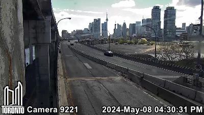 Webcam of Don Valley Parkway at WestBound Gardiner