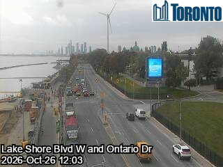 Live traffic camera: Lake Shore Blvd W at Ontario Dr / Remembrance Dr