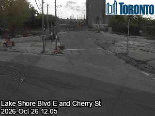 Live traffic camera: Lake Shore Blvd E at Cherry St