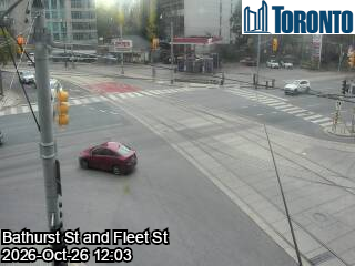 Live traffic camera: Lake Shore Blvd W at Bathurst St / Fleet St