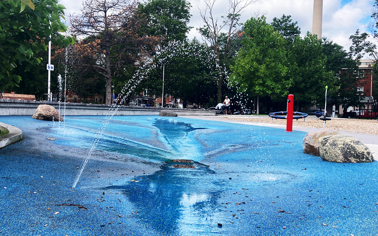 Splash Pad at Bellevue Square Park