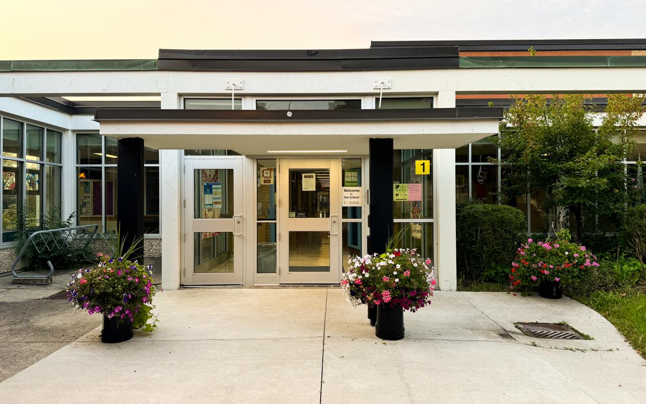 Elms Community Pool photo 2