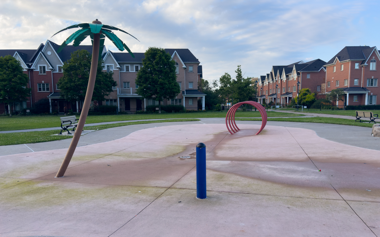 Splash Pad at Lakeshore Village Park