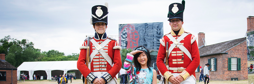 Visitors interact with actors at Fort York.