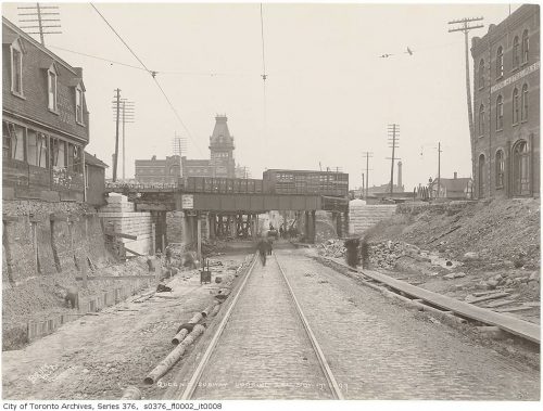 Queen Street subway