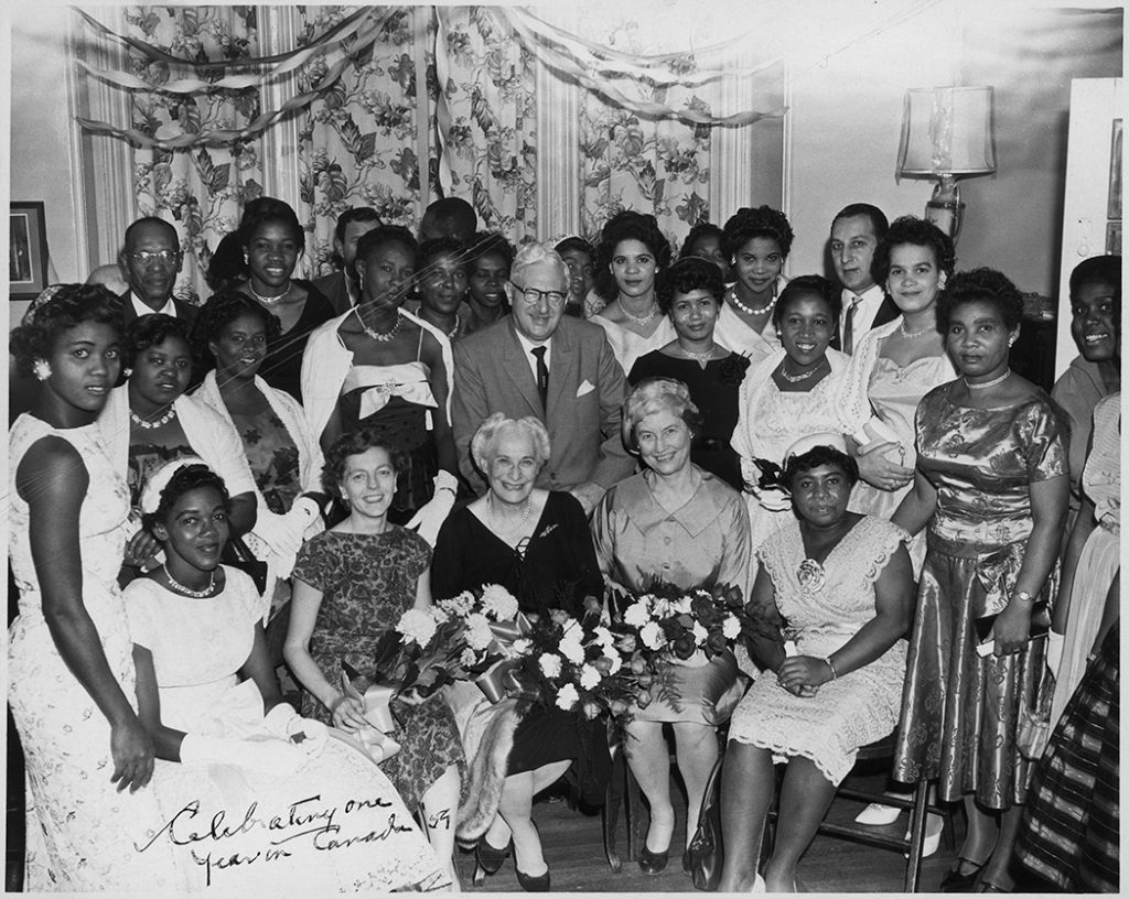 Group of ladies and Mayor Nathan Phillips at Donavalon Centre