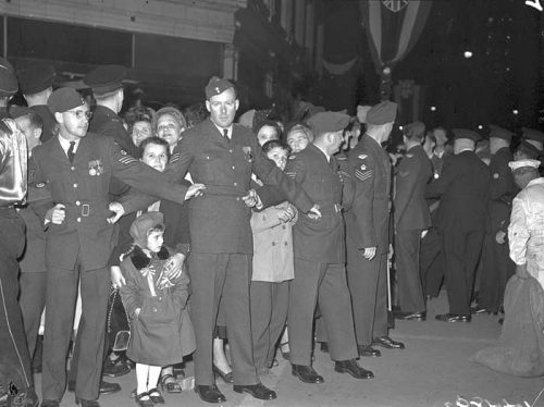 RCAF members keep crowds back