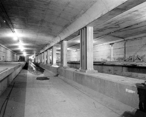 Queen subway station, concrete complete