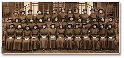 Graduates of the School for Nurses who sailed with the No. 4 Canadian General Hospital, University of Toronto Unit May 15, 191