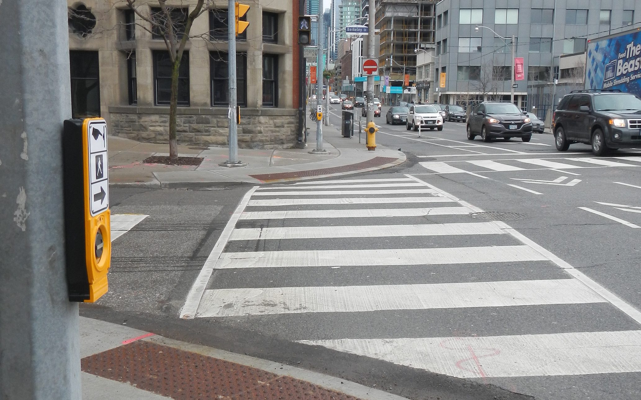 Blind Pedestrians: What Are Their Difficulties When Crossing the Street?