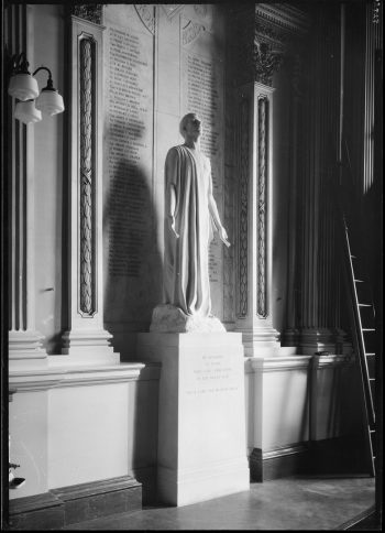 Osgoode Hall war memorial