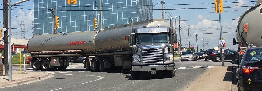 Photo of a double tanker in the study area. Source: CPCS