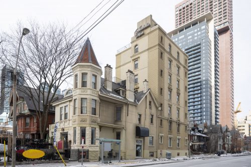 Picture of building at 556 Sherbourne Street. 