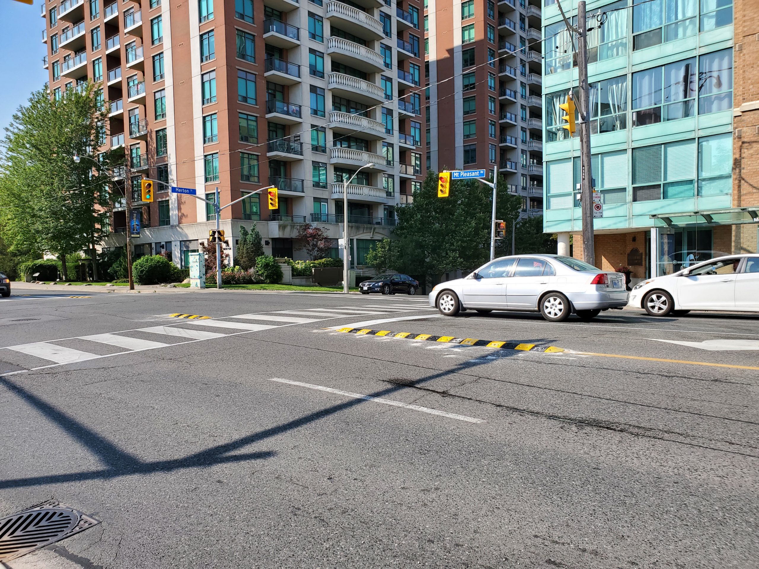 Image of left-turn speed bumps at Mount Pleasant Road and Merton Street