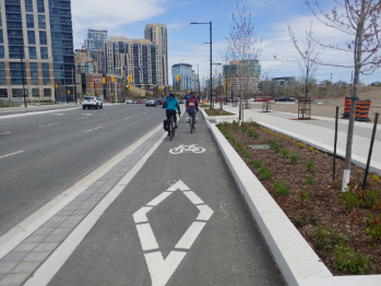 Picture of Raised Cycle Track. Please contact Aadila Valiallah for more information at Aadila.Valiallah@toronto.ca