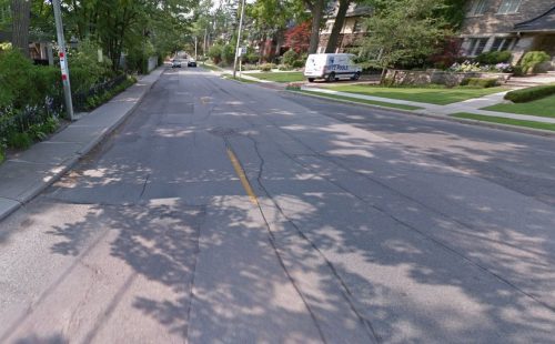 Glen Rd before the road is narrowed as part of the Vision Zero Road Safety Plan