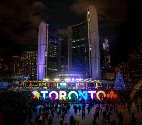 Picture of Toronto sign in front of Nathan Philips Square