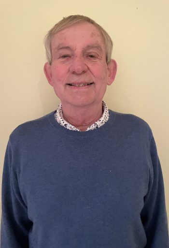 Murray, volunteer at Wesburn Manor
